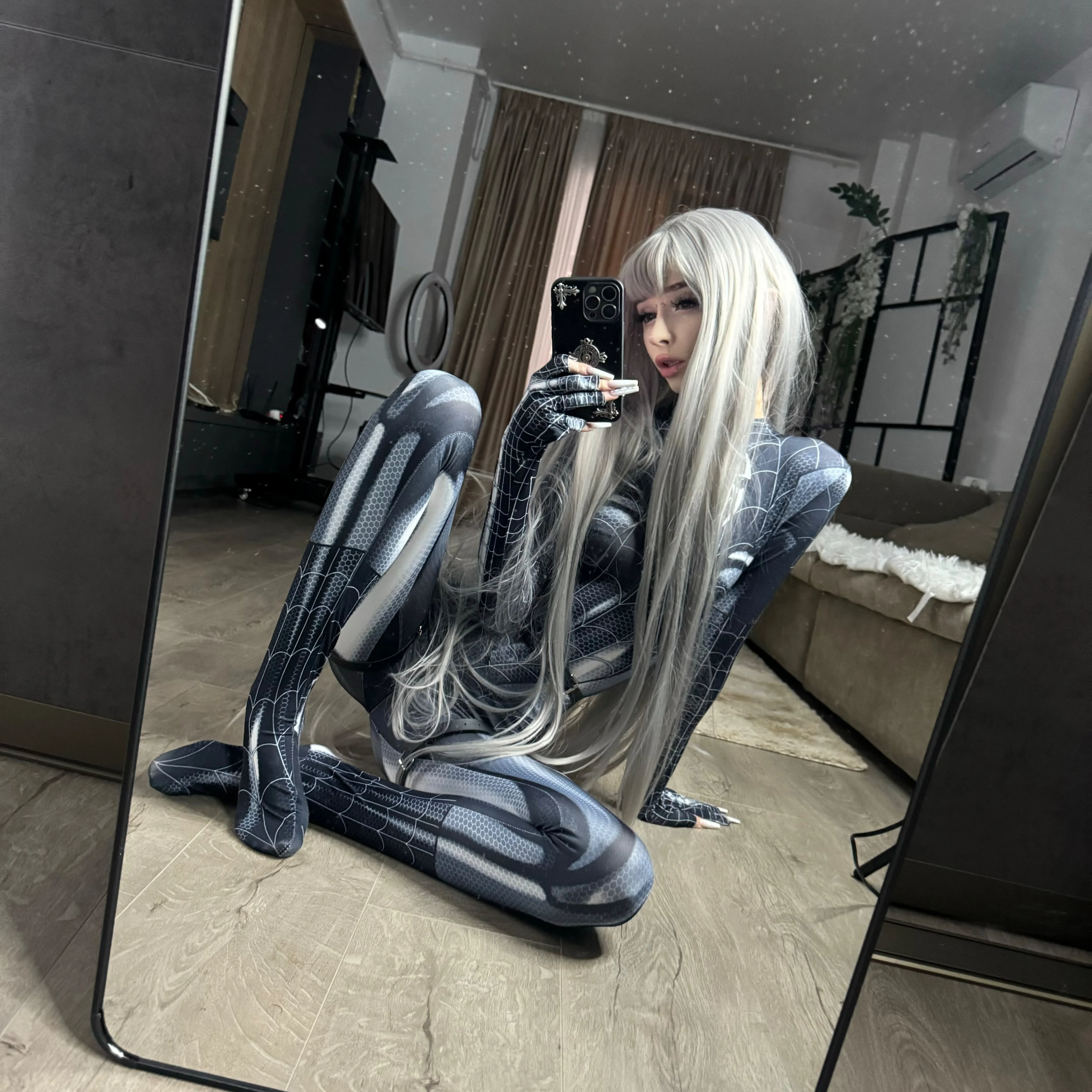 Xenomy ฅ^•ﻌ•^ฅ