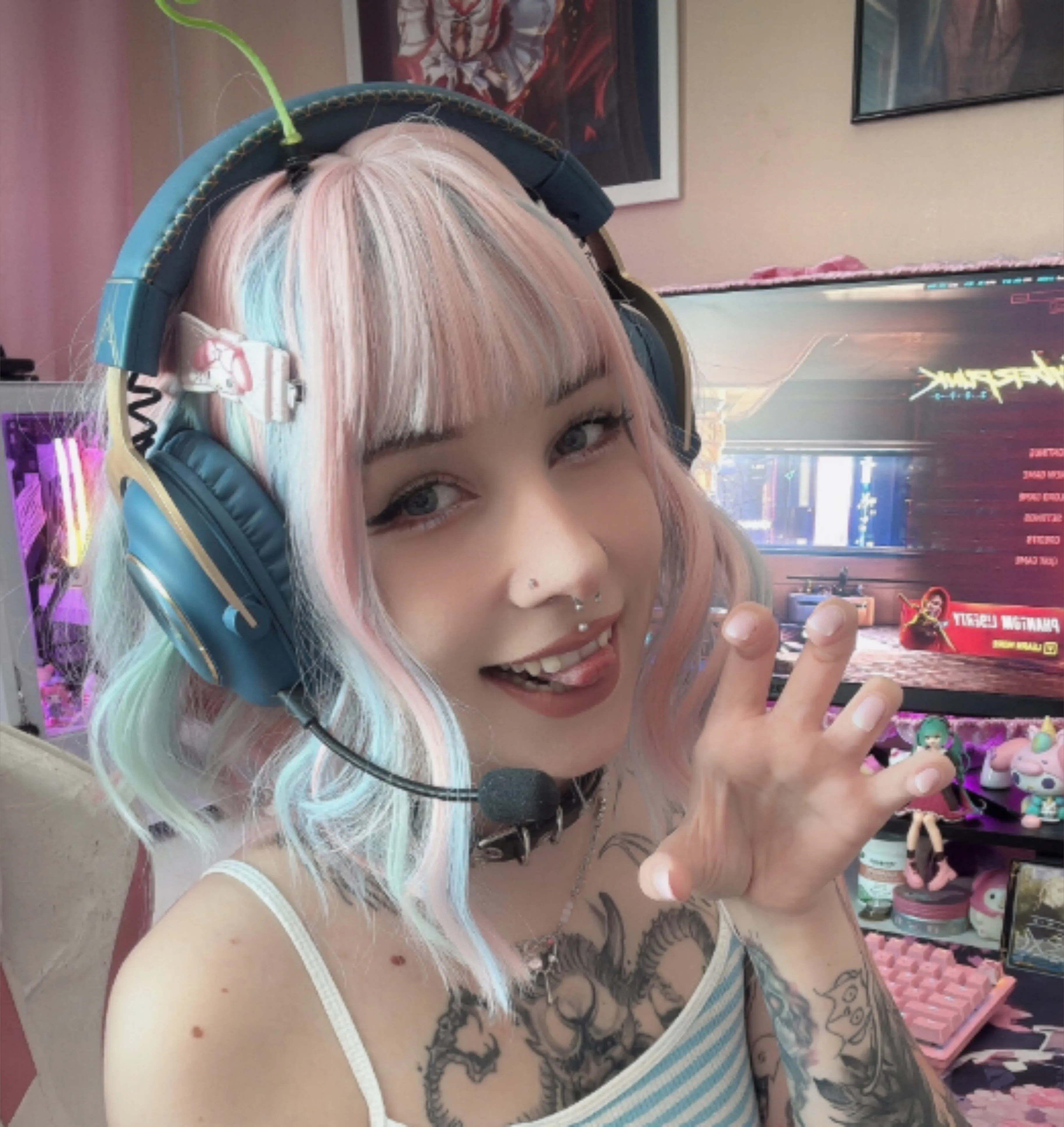 Yumi Petite hentai princess 👑
