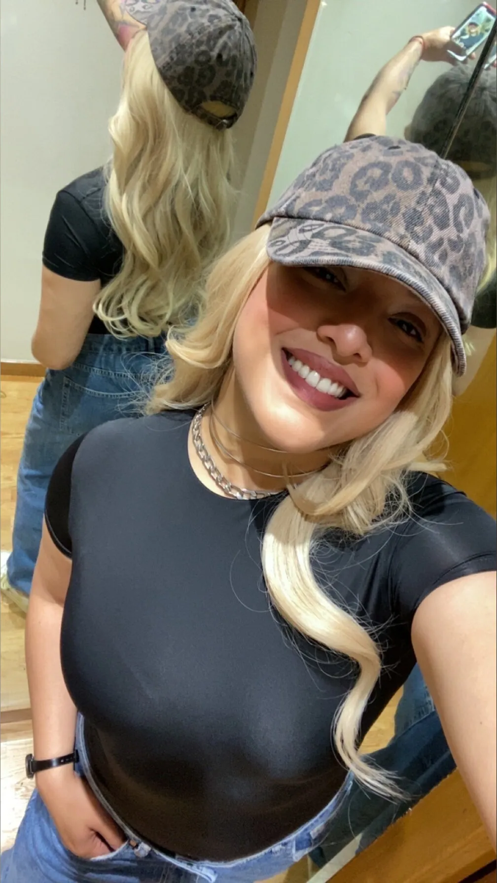 Social Media Influencer ✨EMMA 💖 Dentist