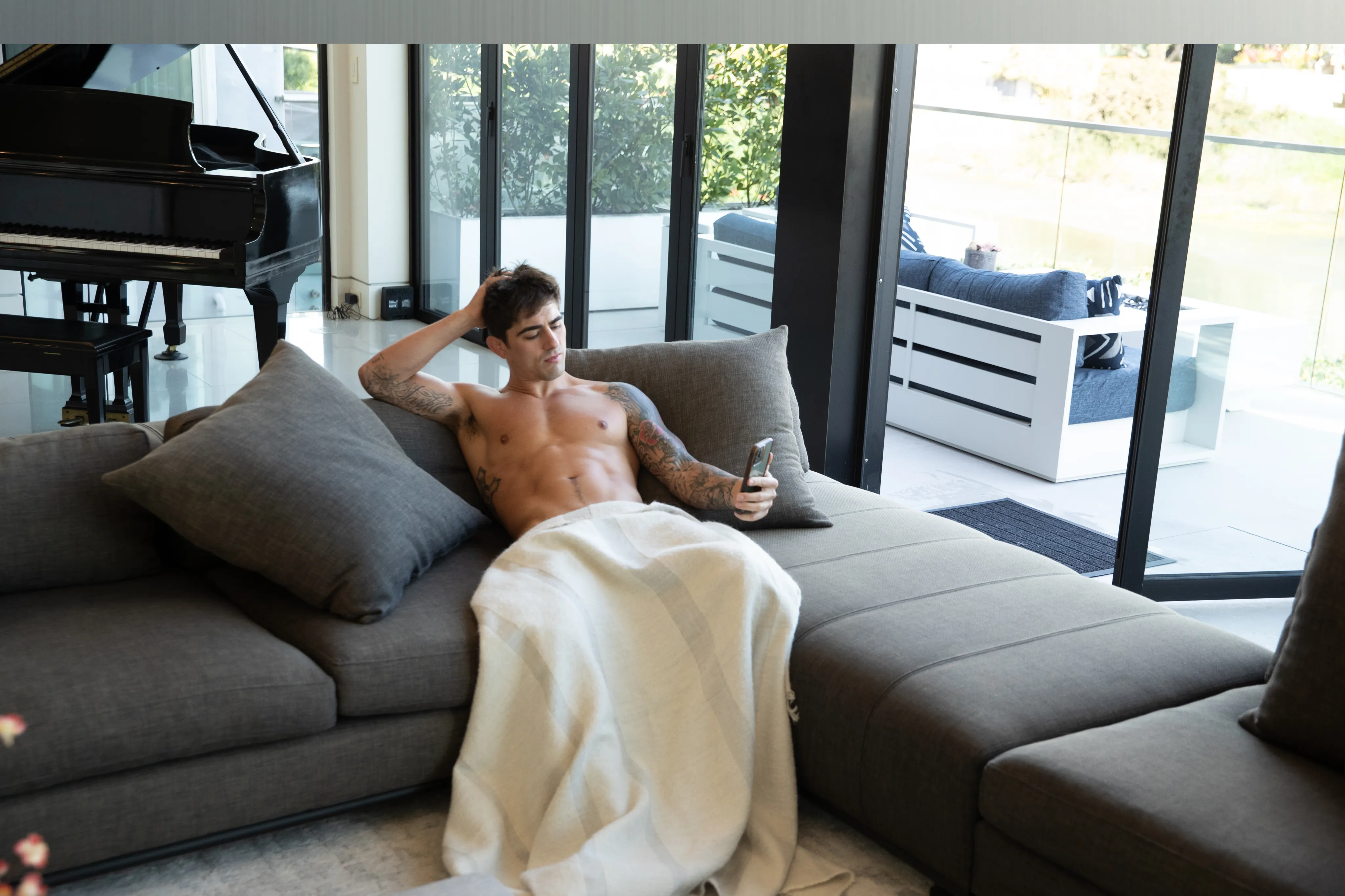 😈JUSTIN FOX - Content Creator