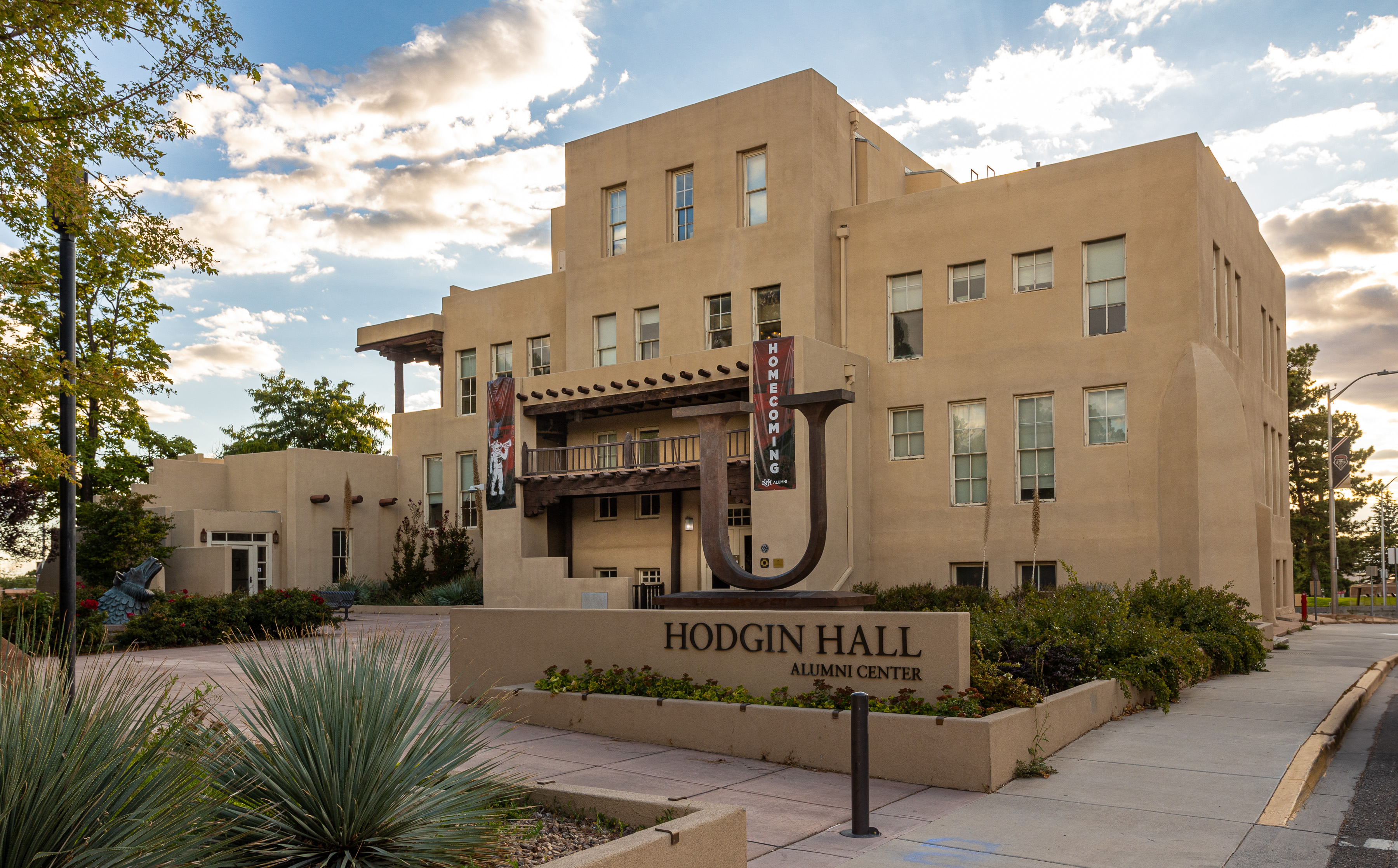 University of New Mexico campus photo