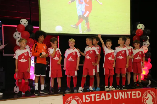 Steven Istead playing football for Eastbourne Borough