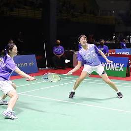 Park Sung-min competing in a badminton match