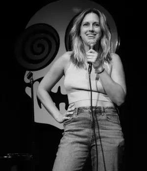 Alyx Libby, comedian and digital creator known as AlyxLibbyComedy on OnlyFans