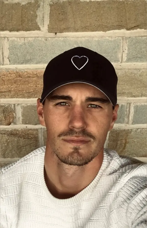 Liam O’Neill - liamoneillgolf - Celebrity