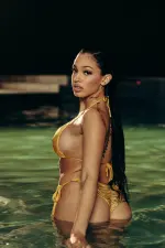 Portrait of Lovebandzz, a digital creator known for her confident online presence.