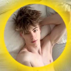 Portrait of MeEpicBoy, Swiss digital creator and social media influencer