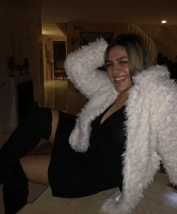 Shaena (shegoesbyshaena), comedian and OnlyFans creator, performing and sharing comedy content online