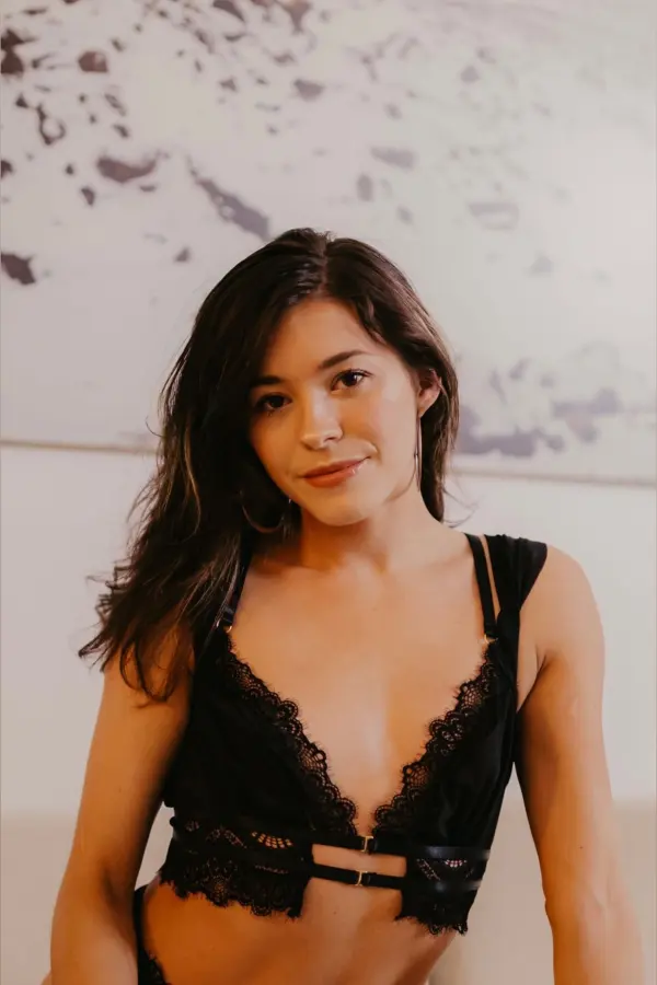 Portrait-style image of digital creator Bitsy, known as shorrtnsweeet