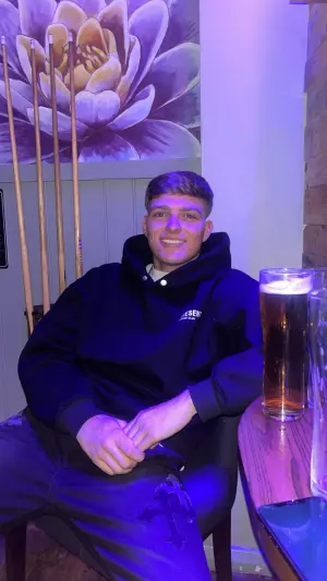 Oli, known as studmozzafree, UK lifestyle and OnlyFans creator