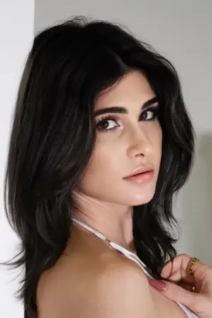 Sav - sweetbutsavvy - Celebrity