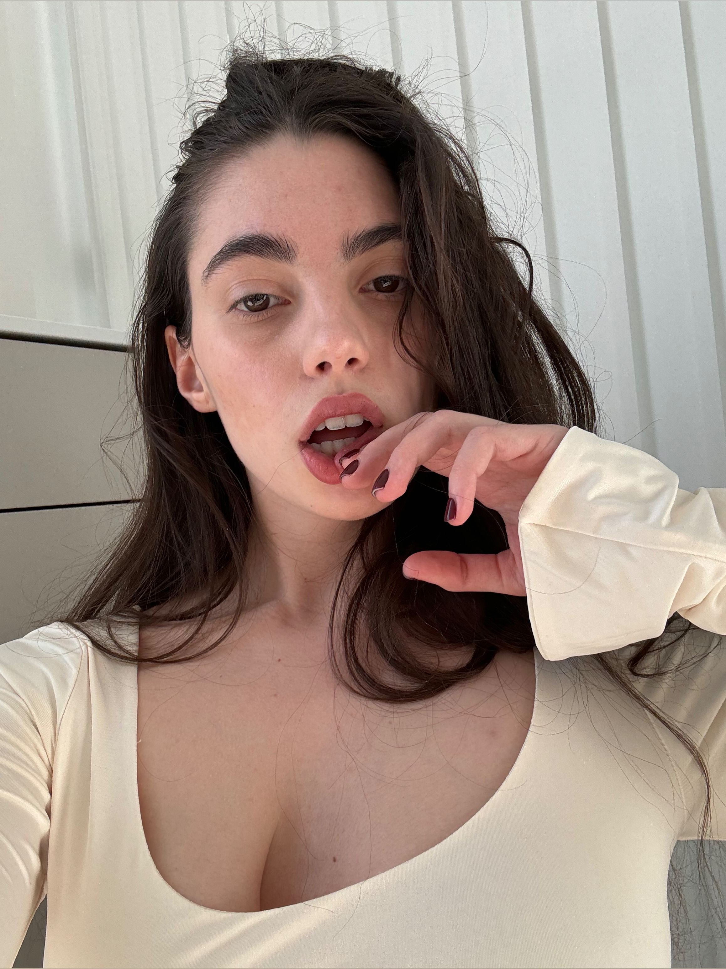 Curly🍒 - xoxocurly.tv