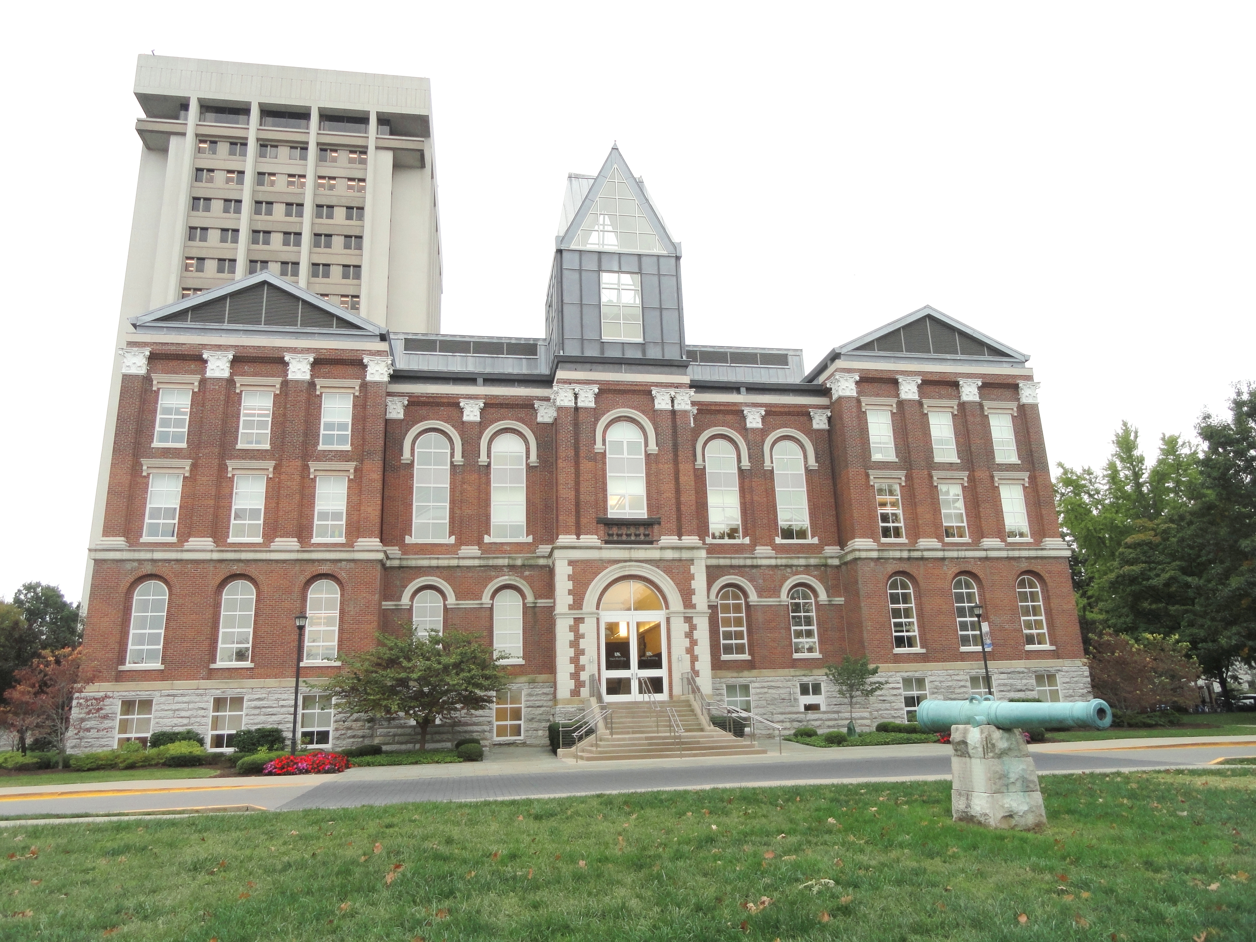 University of Kentucky campus photo