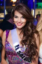Alba Delgado wearing a crown as Miss El Salvador 2013