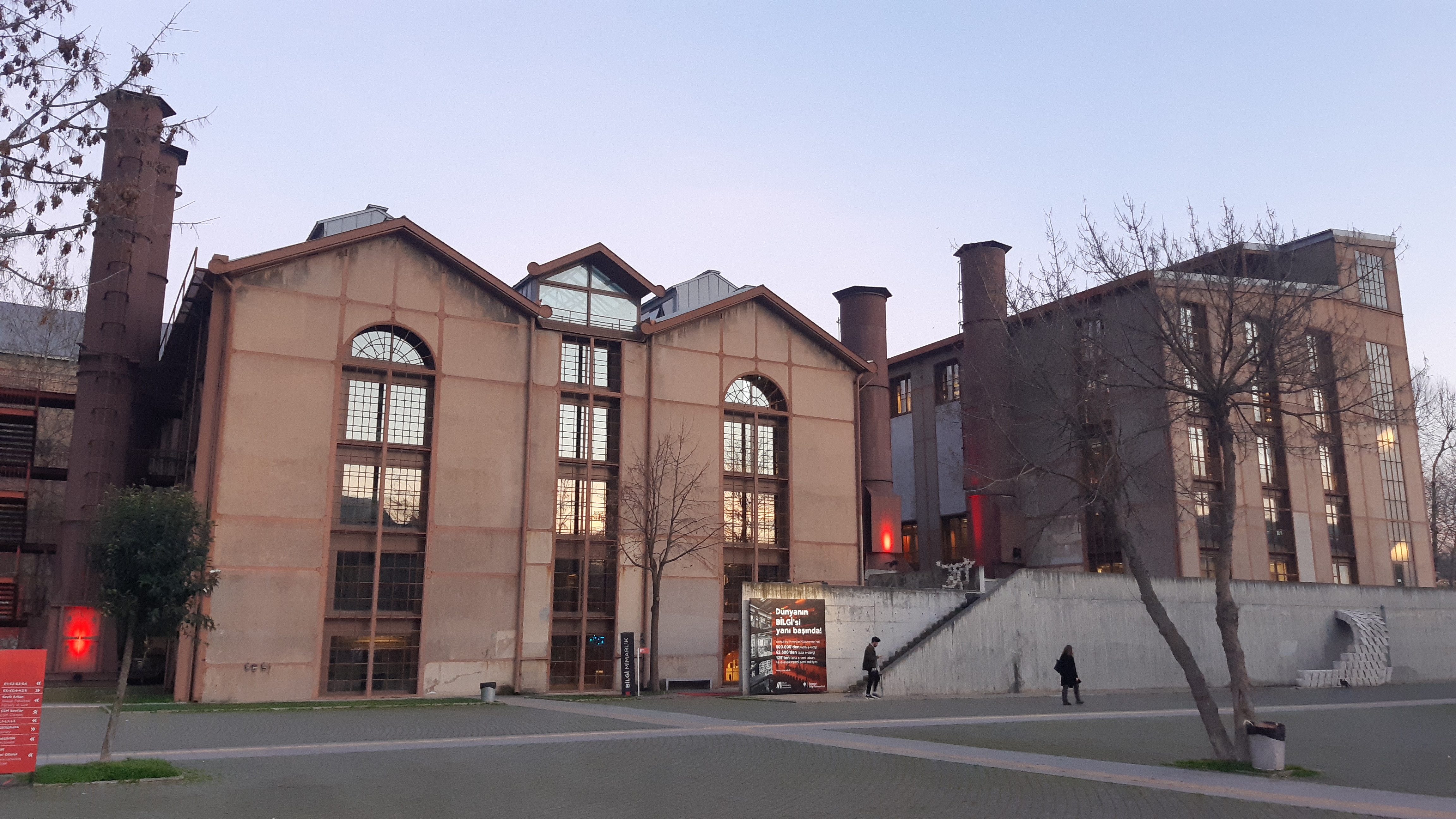 Istanbul Bilgi University campus photo