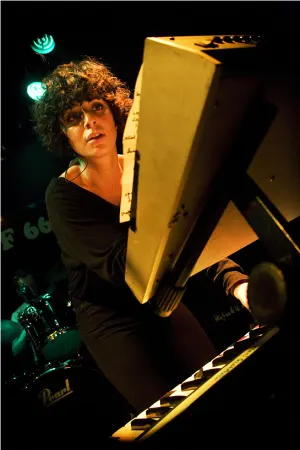 Chloe Alper - musician