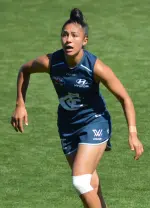 Darcy Vescio playing AFLW for Carlton Football Club