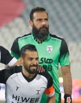 Mehrdad Bashagardi playing as goalkeeper for Shahr Raz FC